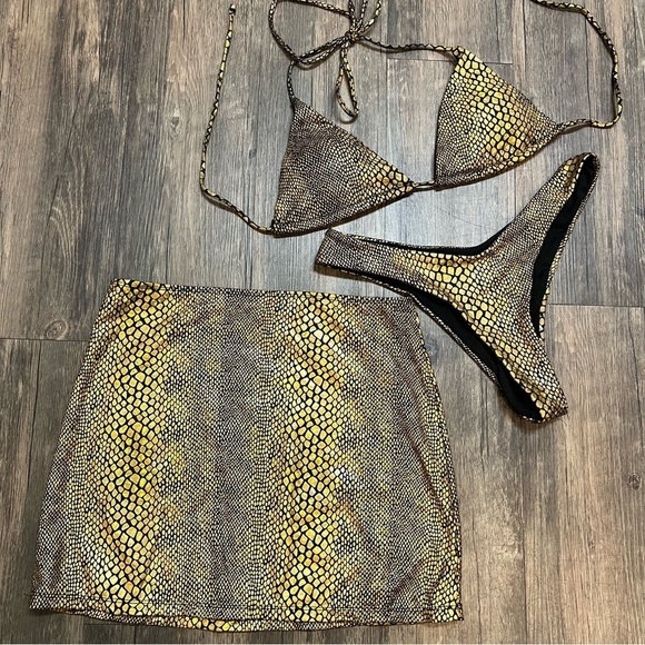 Swimwear Crocodile Print Set 3 Piece Bikini Bathing Suit With Cover Up Skirt M - Picture 8 of 16